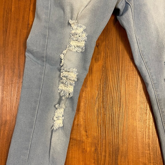 Fashion Nova Bob High Waist Light Blue Stone Wash Distressed Skinny Jeans 1/2 - Picture 7 of 10